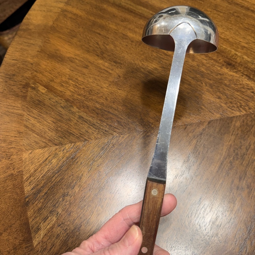 Vintage mid Century EKCO FLINT Soup Ladle Stainless Steel With Wood Handle - Picture 6 of 6